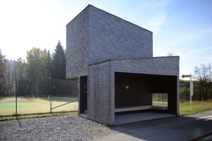 Architektonisch extravagante Bushalte-Stelle im Bregenzer Wald von Rintal Eggertsson Architects